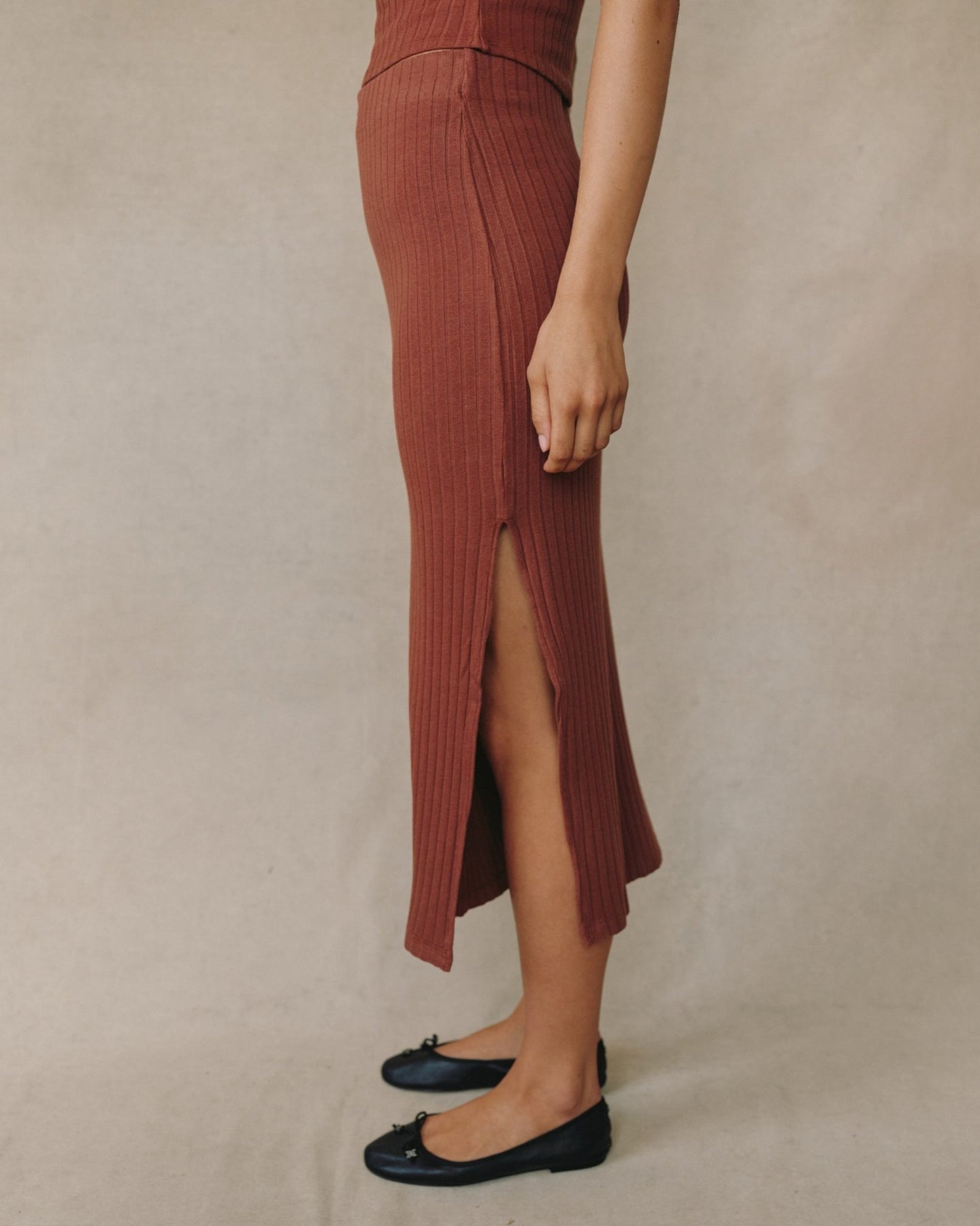 Print Your PostClean Waist Knit Skirt With Side Slit - Autumn AmberSkirts
