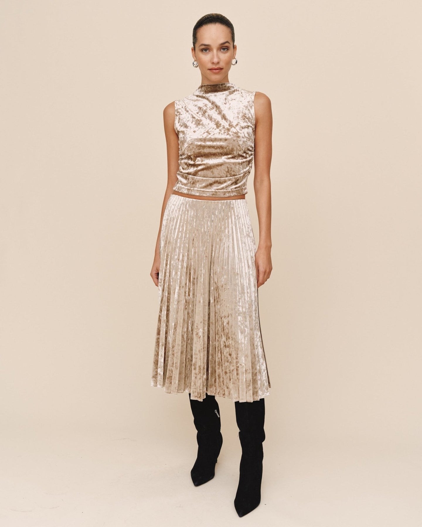 Print Your PostClean Waist Pleated Skirt - Mocha SofteeSkirts