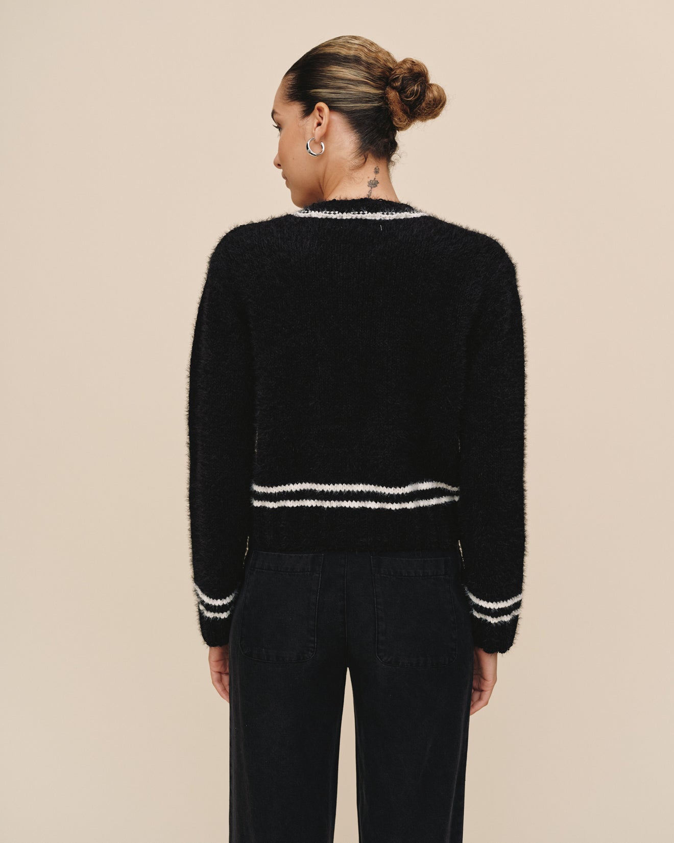 Print Your PostContrast Stripe Cardigan - BlackSweaters