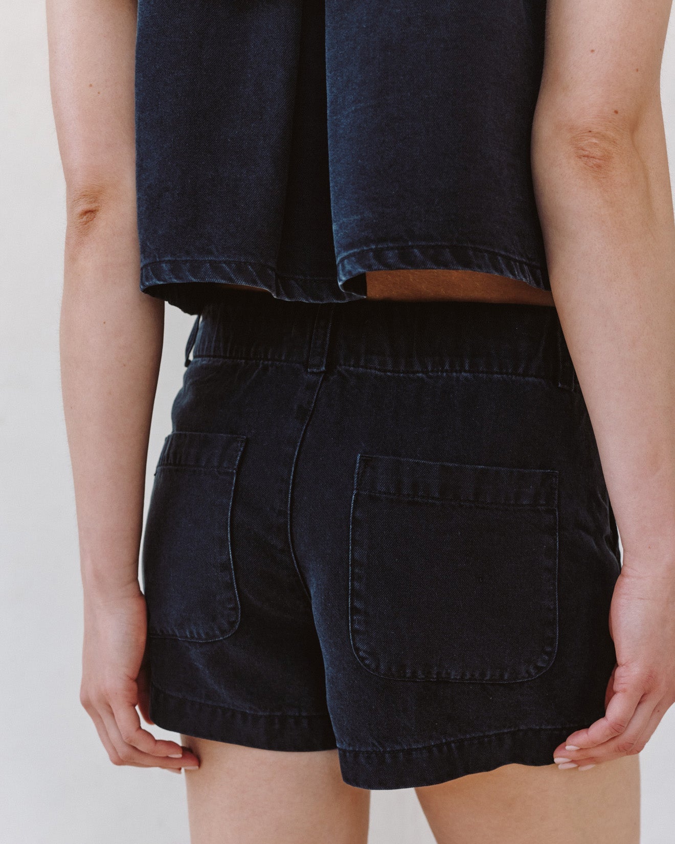 Print Your PostElle Playa Trouser Short - Antique Black WashShorts