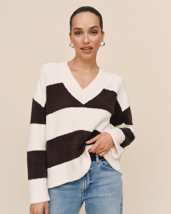 Print Your Post Oversized V Neck Sweater - Frost and Fawn