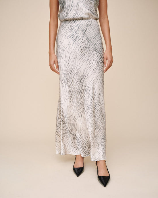 Print Your Post Sleek Bias Maxi Skirt - Snow Tiger View 2