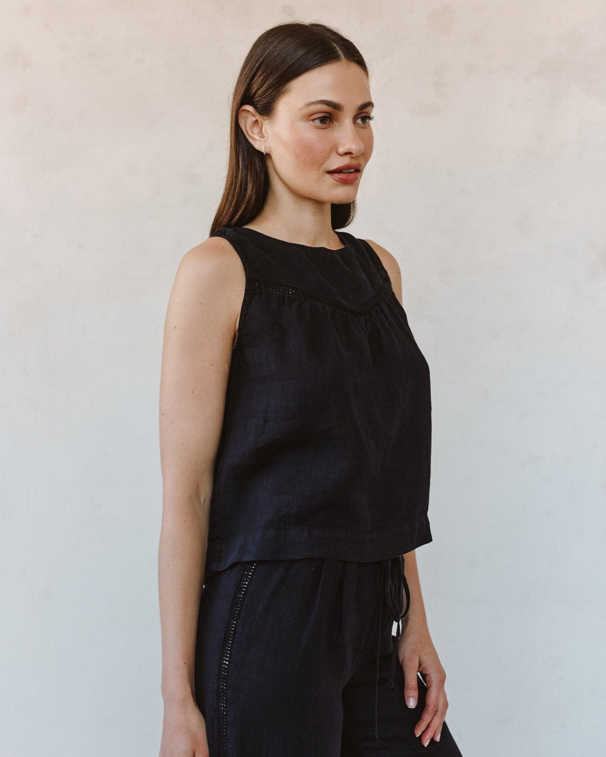 Print Your PostSleeveless Trimmed Yoke Seam Top - BlackTops