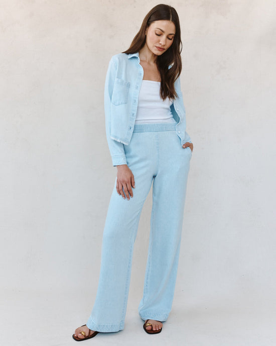 Print Your Post Two Pocket Fray Hem Shirt - Coastal Fade Wash